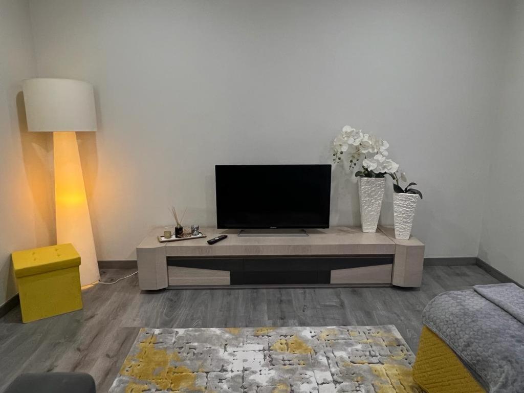 Casa Das Flores Ll 帕雷迪什迪科拉 外观 照片